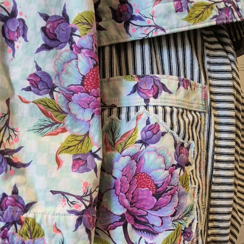 Cropped Reversible Hooded Jacket - Picture 6 of 6